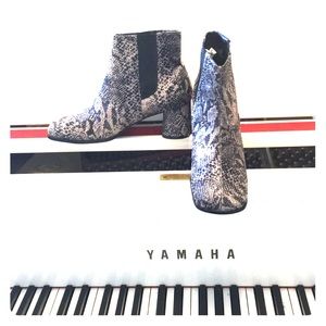 Alligator pattern fabric ankle boots